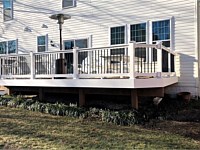 <b>White Washington Vinyl Railing with Black Round Aluminum Balusters-White Vinyl Fascia Wrap</b>